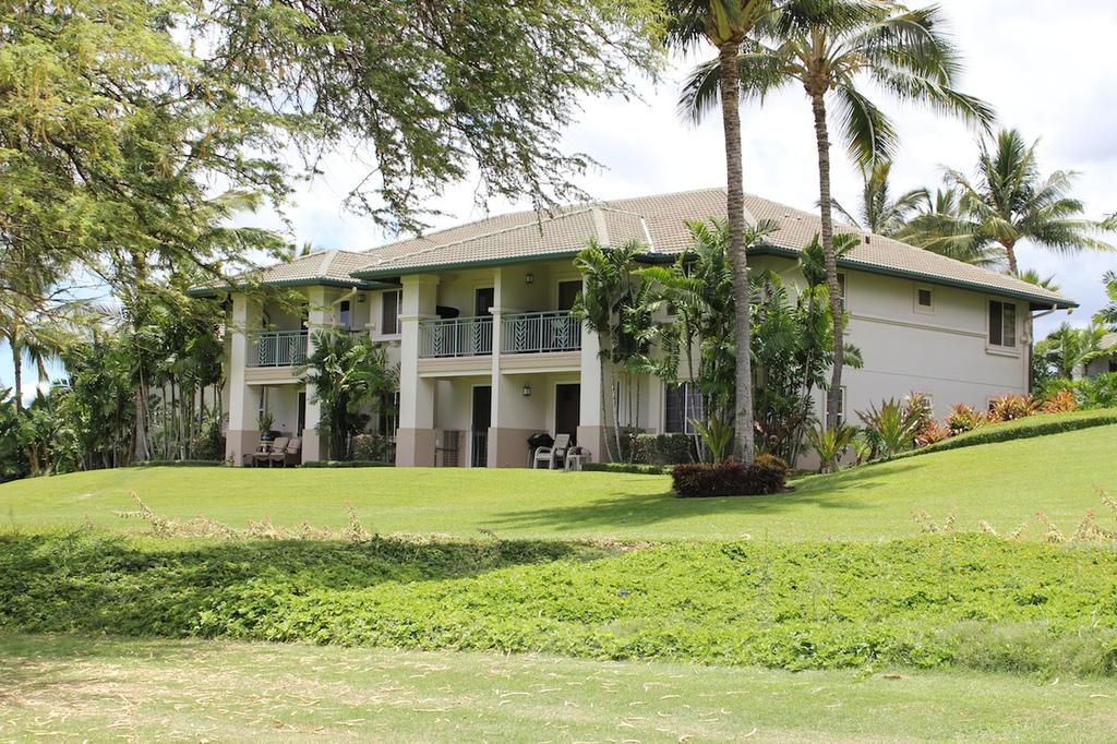 Open space abounds right out your door at Wailea Fairway Villas