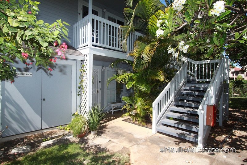 All buildings at Keonekai Villages are 2-story with stairs to the second floor.