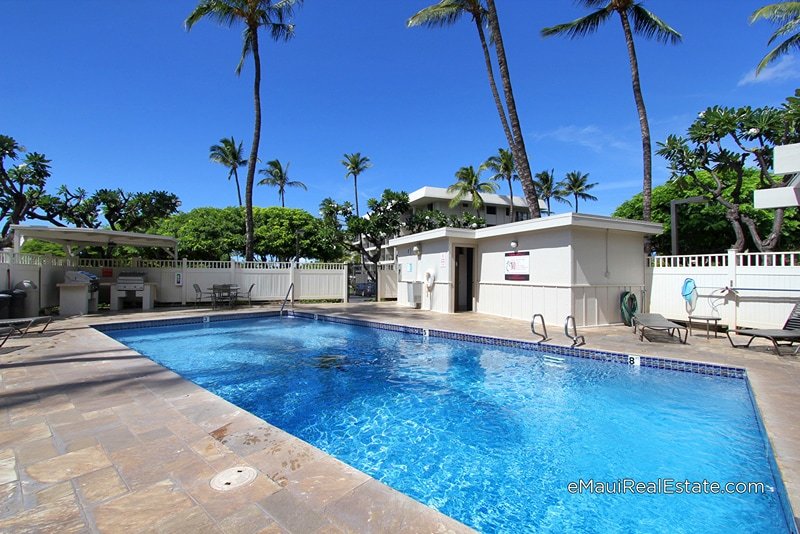There are two pools at Kihei Akahi. This is the upper pool located near the D building.