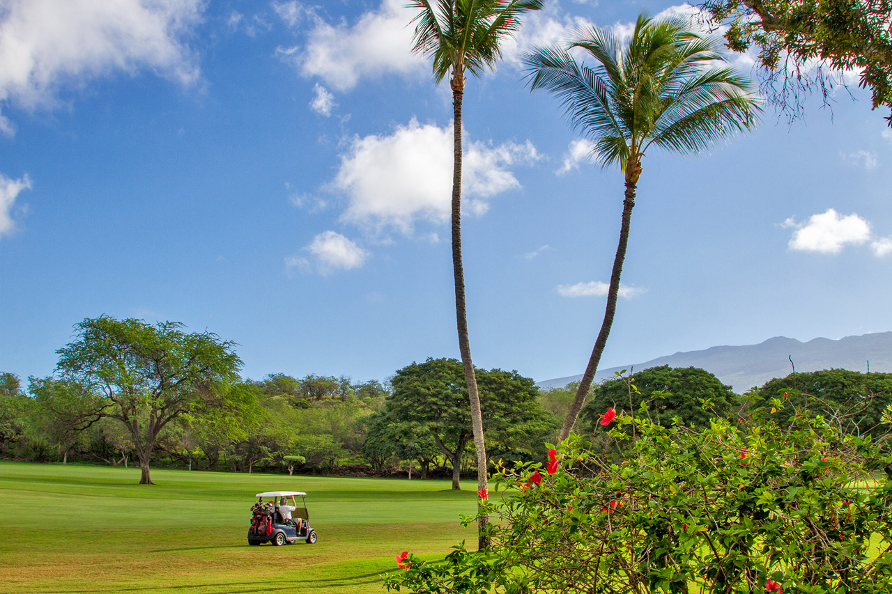 Lanai with Golf course & mountain views: 